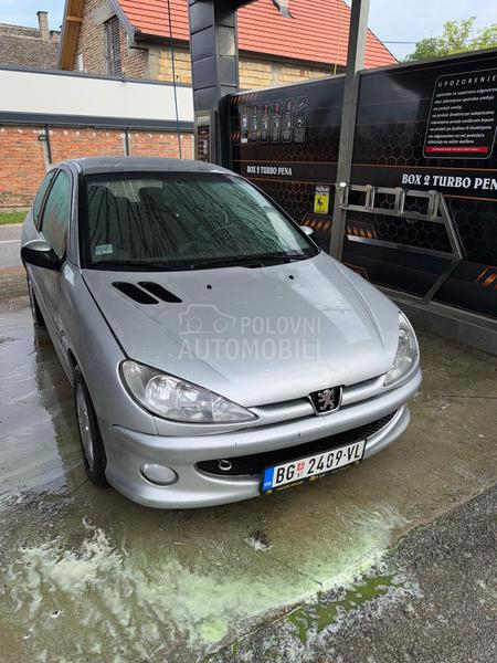 Peugeot 206 