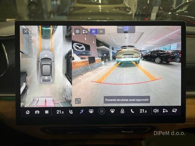 Mazda 6e TAKUMI PLUS