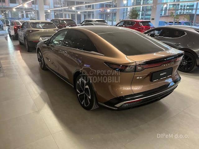 Mazda 6e TAKUMI PLUS