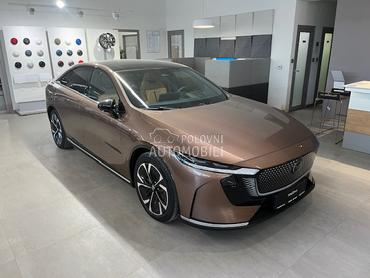 Mazda 6e TAKUMI PLUS