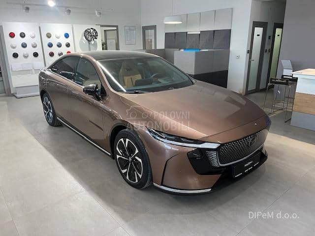 Mazda 6e TAKUMI PLUS