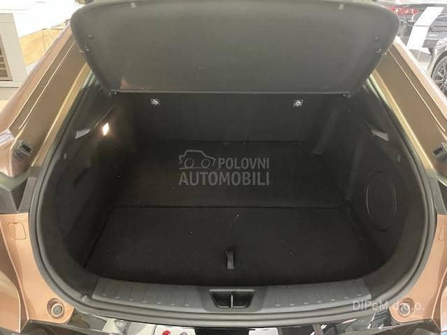 Mazda 6e TAKUMI PLUS