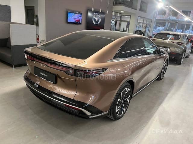 Mazda 6e TAKUMI PLUS