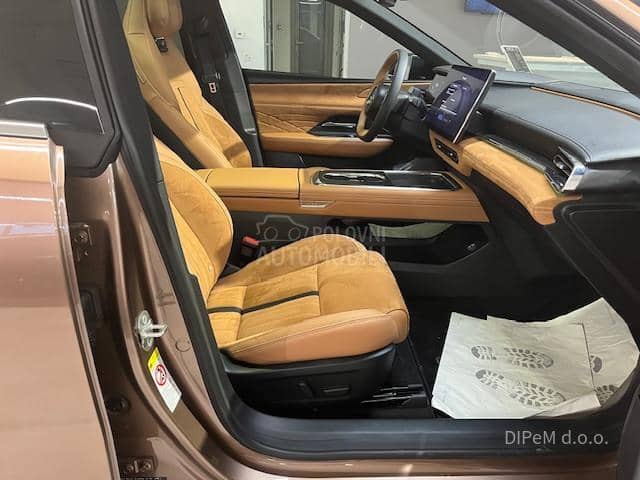 Mazda 6e TAKUMI PLUS