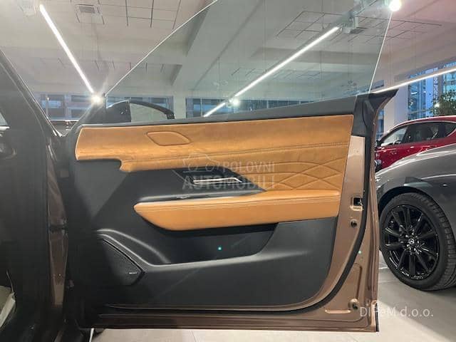 Mazda 6e TAKUMI PLUS