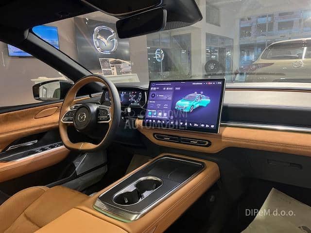 Mazda 6e TAKUMI PLUS