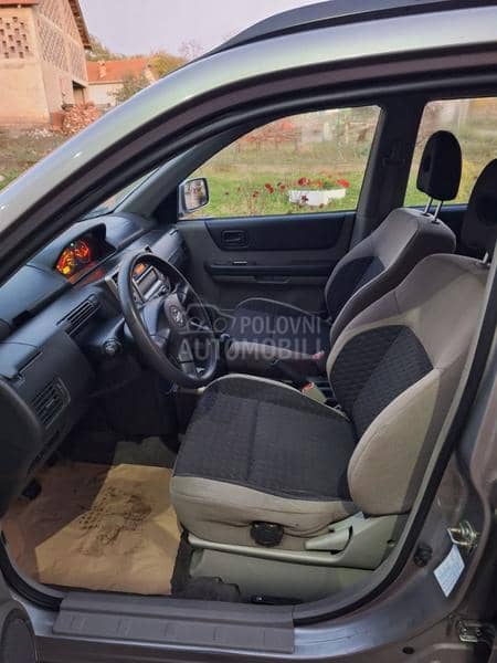 Nissan X-Trail 2.0B Svajcarija