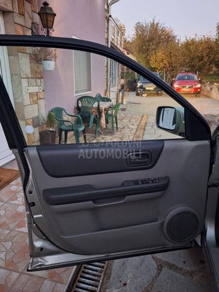 Nissan X-Trail 2.0B Svajcarija