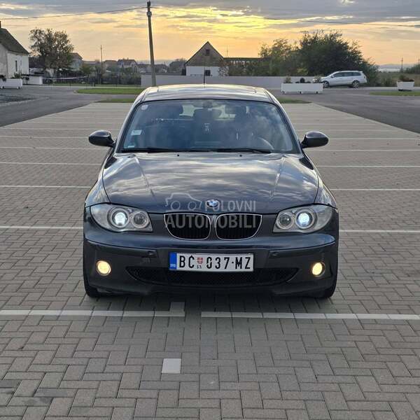 BMW 118 M//SIBER