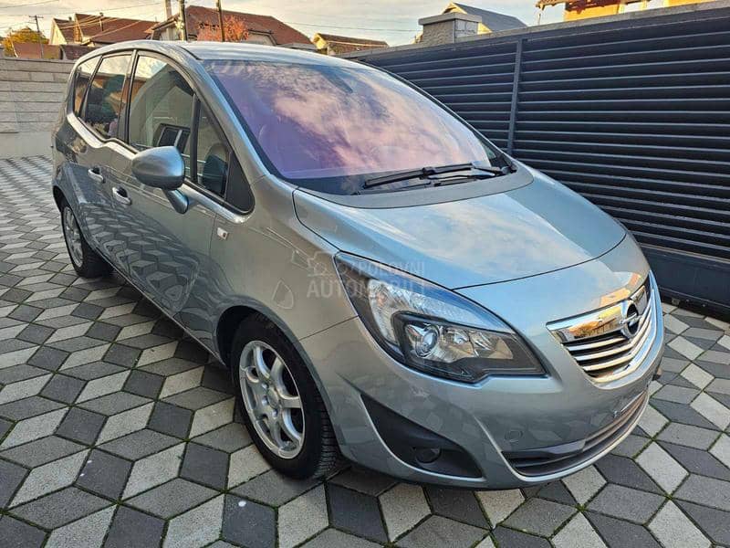 Opel Meriva 1.4i CH