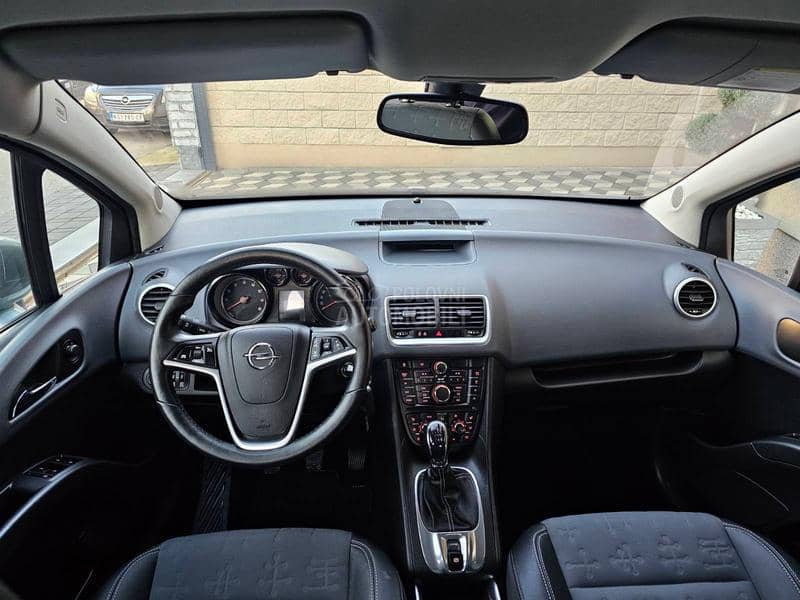 Opel Meriva 1.4i CH