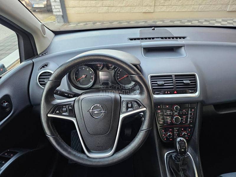 Opel Meriva 1.4i CH