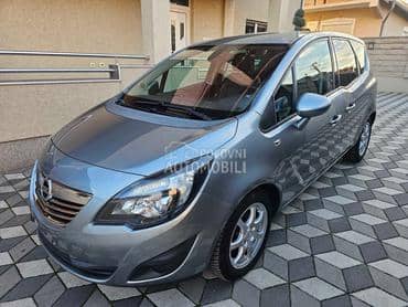 Opel Meriva 1.4i CH