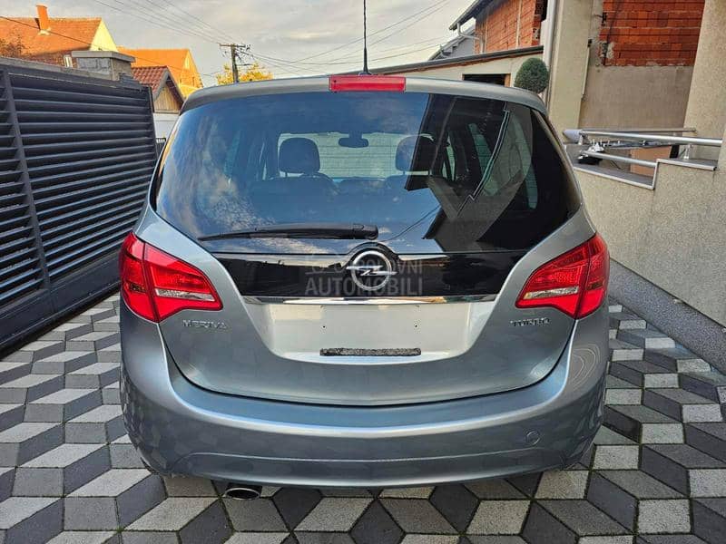 Opel Meriva 1.4i CH