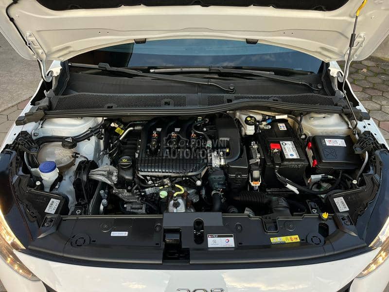 Peugeot 208 1.2PureTech75