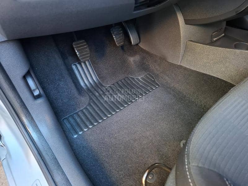 Renault Clio 1,2 T.N.G P.L.I.N