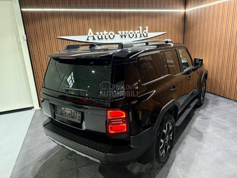 Toyota Land Cruiser 2.8d AWD PREMIUM