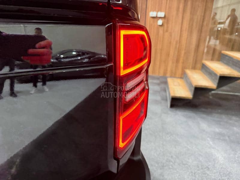 Toyota Land Cruiser 2.8d AWD PREMIUM