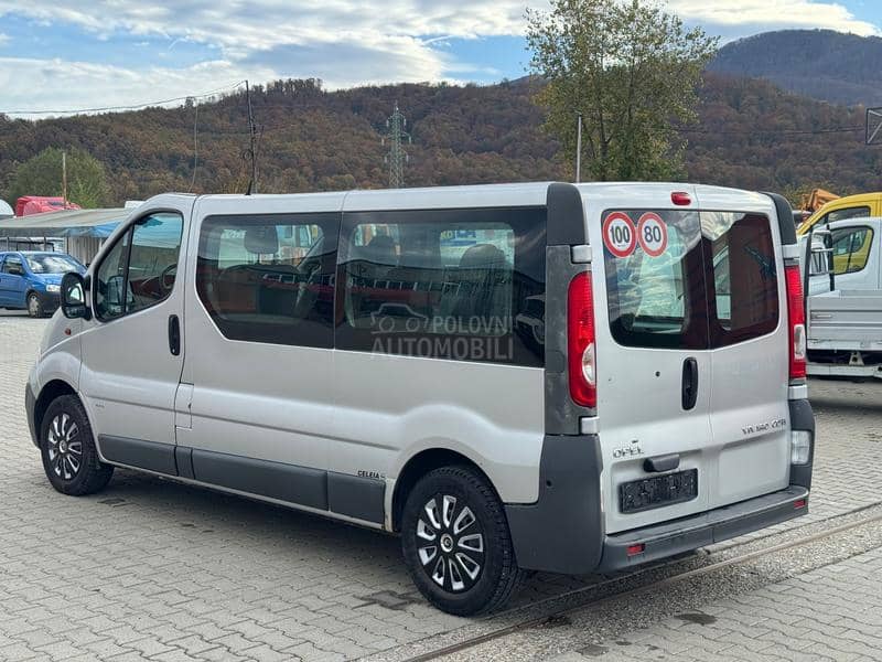 Opel Vivaro 9 SEDISTA