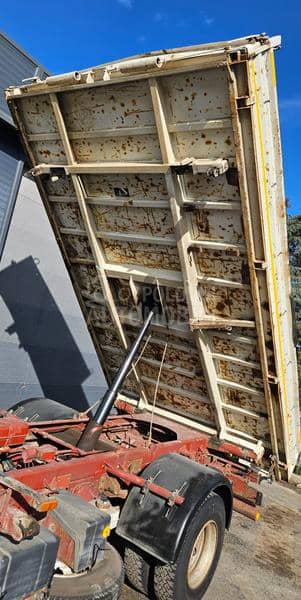 Iveco 10 TONA  105000KM MIELLER