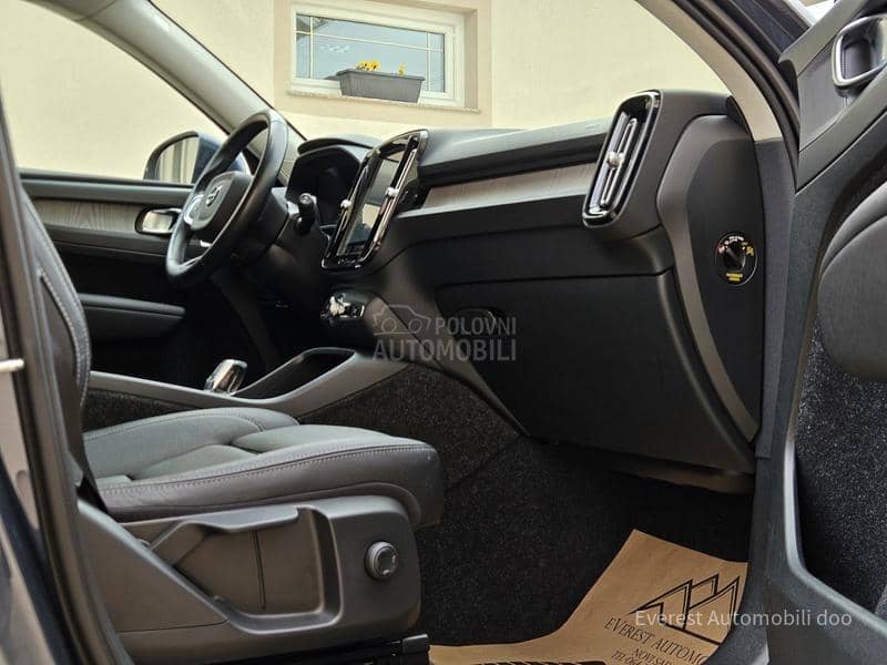 Volvo XC40 2.0D3/INSCRIPTION/