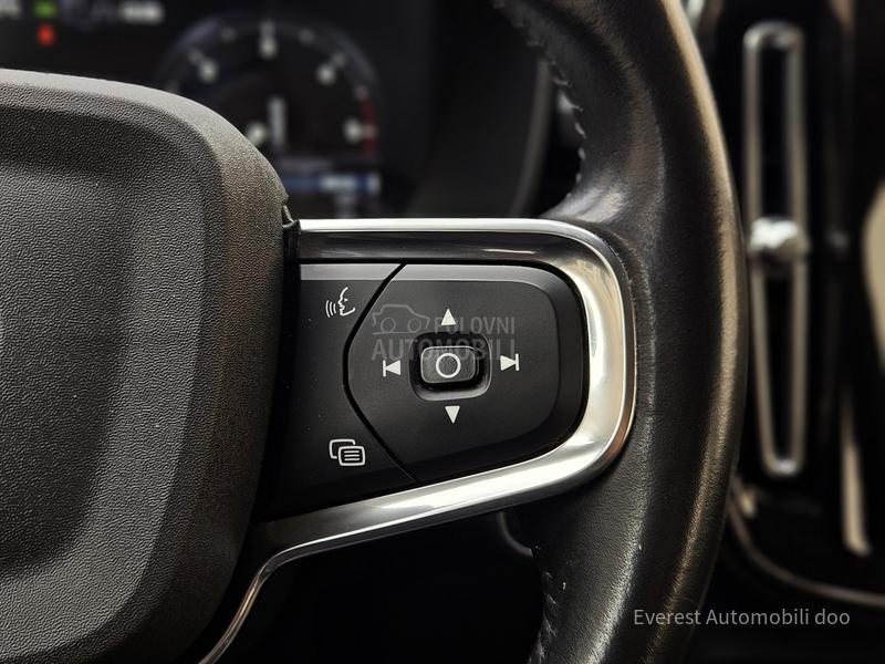 Volvo XC40 2.0D3/INSCRIPTION/