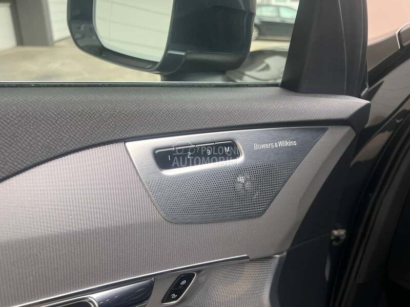 Volvo XC90 2.0 4WD INSCRIPTION