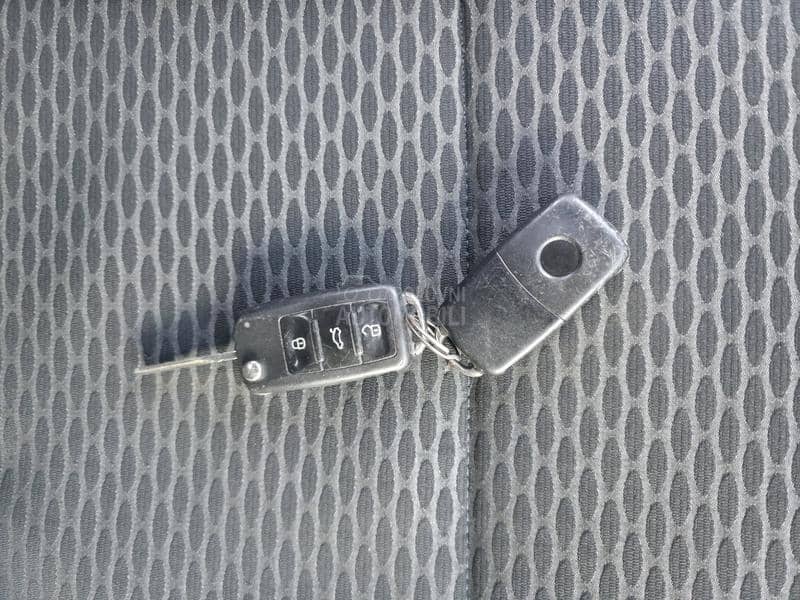 Volkswagen Golf 6 1.6 TDI N.A.V.I