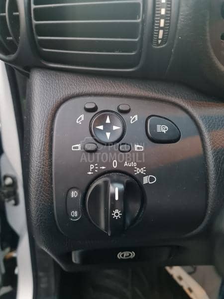 Mercedes Benz C 180 Auto