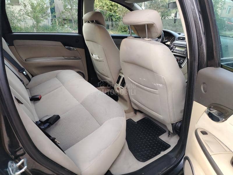 Fiat Croma 1.9 Mjt 120