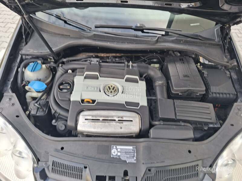 Volkswagen Golf 5 1.4tsi