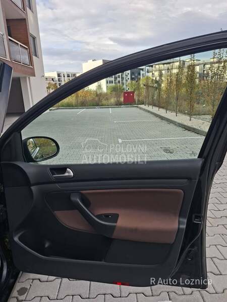 Volkswagen Golf 5 1.4tsi