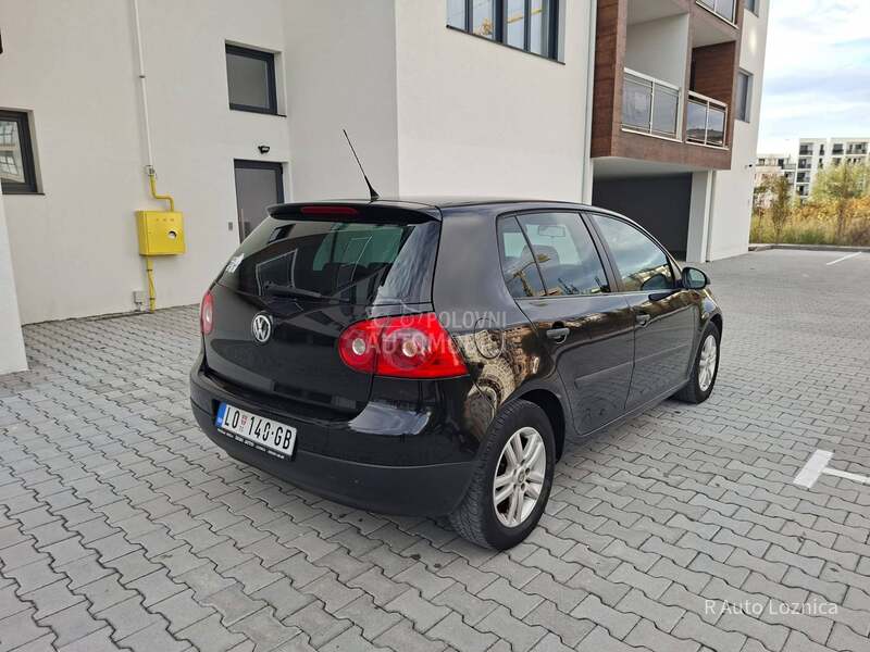 Volkswagen Golf 5 1.4tsi