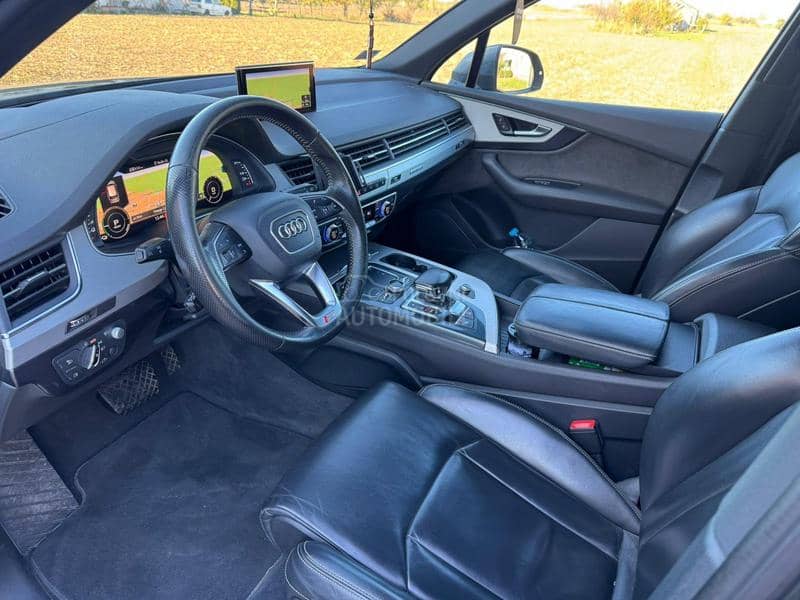 Audi Q7 S line e tron