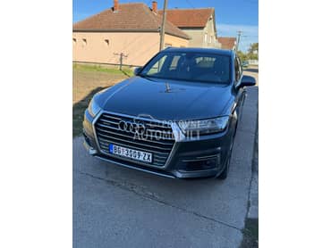 Audi Q7 S line e tron