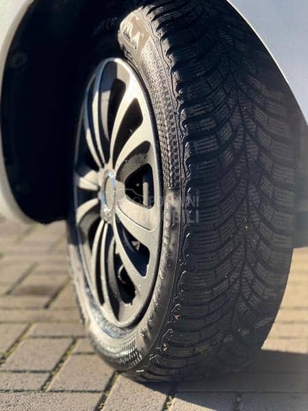 Renault Zoe R110 business