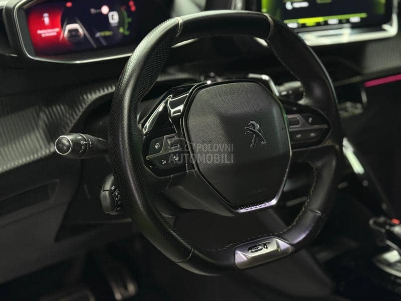 Peugeot 208 1.2B/GT LINE/KA0 N0V