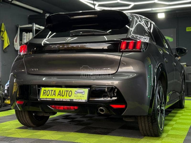 Peugeot 208 1.2B/GT LINE/KA0 N0V