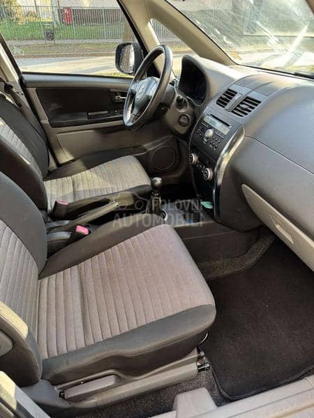 Suzuki SX4 