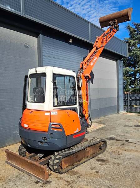 Kubota KX 101/3  VRHUNSKA 3,6 T