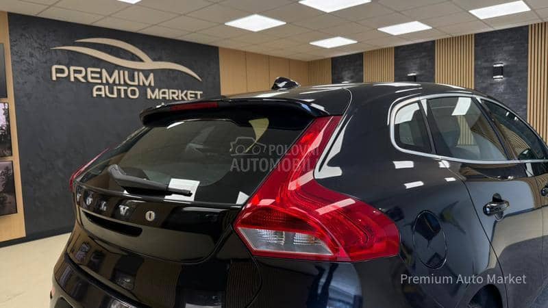 Volvo V40 //1.6 D2/KOŽA//MEM