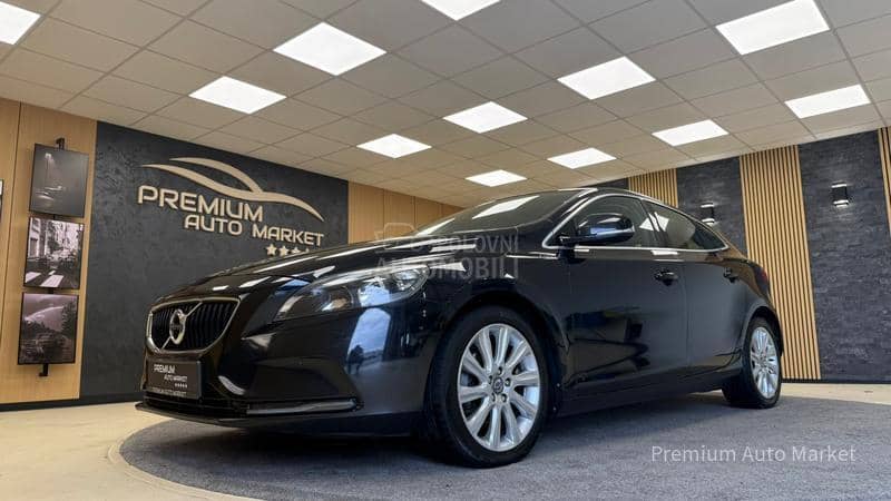 Volvo V40 //1.6 D2/KOŽA//MEM