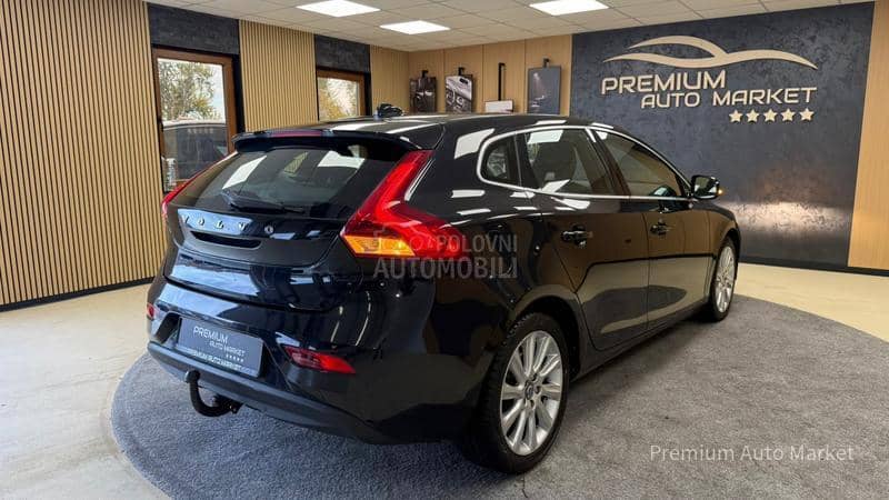 Volvo V40 //1.6 D2/KOŽA//MEM