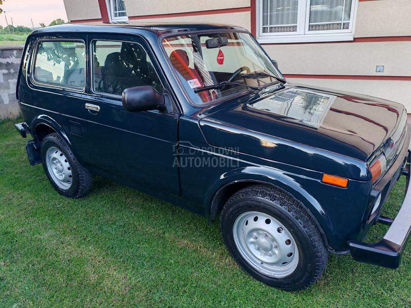 Lada Niva 1.7