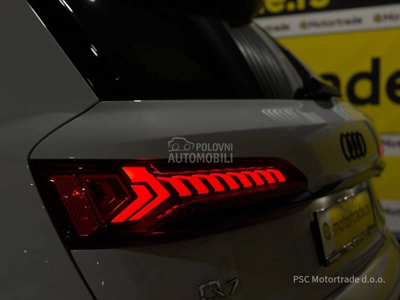 Audi Q7 S-Line/Laser/7SED