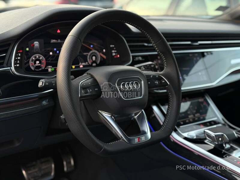 Audi Q7 S-Line/Laser/7SED