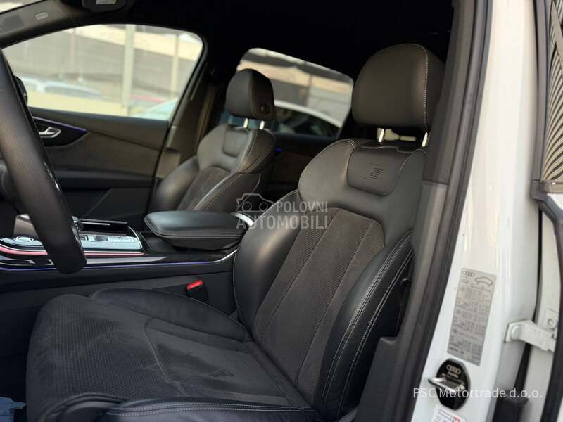Audi Q7 S-Line/Laser/7SED