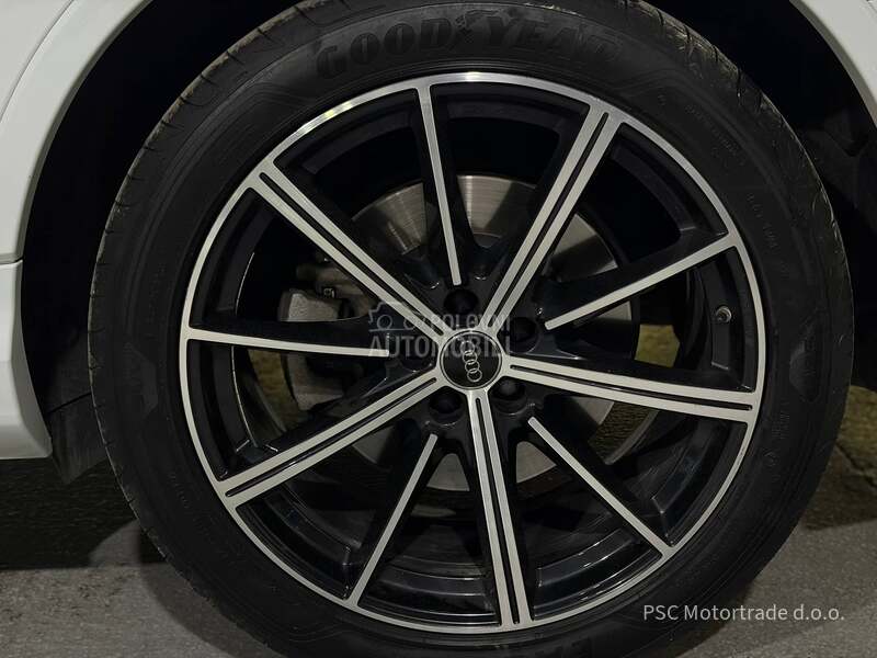 Audi Q7 S-Line/Laser/7SED