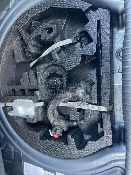 Volkswagen Golf 6 HIGHLINE N A V I