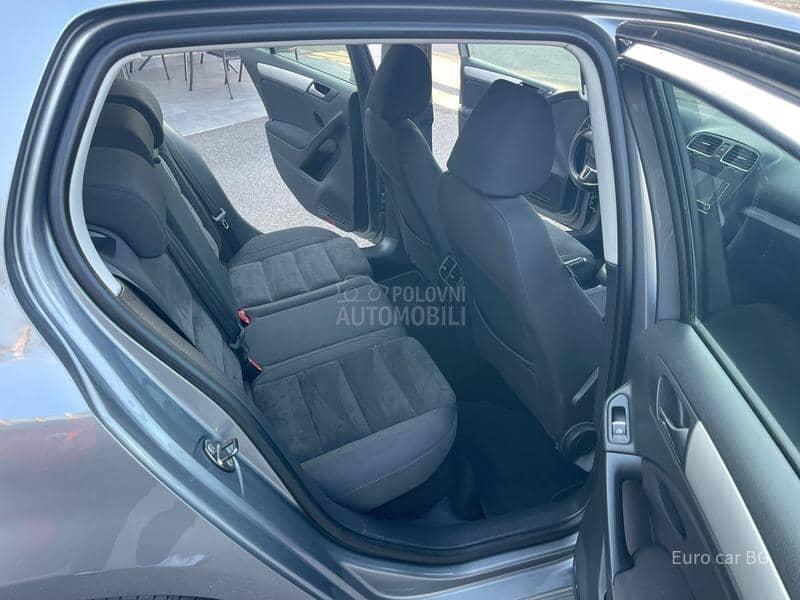 Volkswagen Golf 6 HIGHLINE N A V I